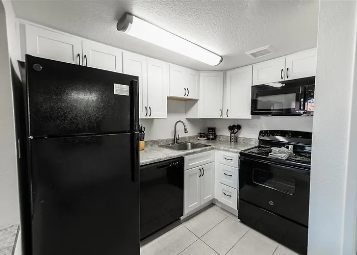 208 Fully Furnished 1br Suite-prime Location Apartment Scottsdale